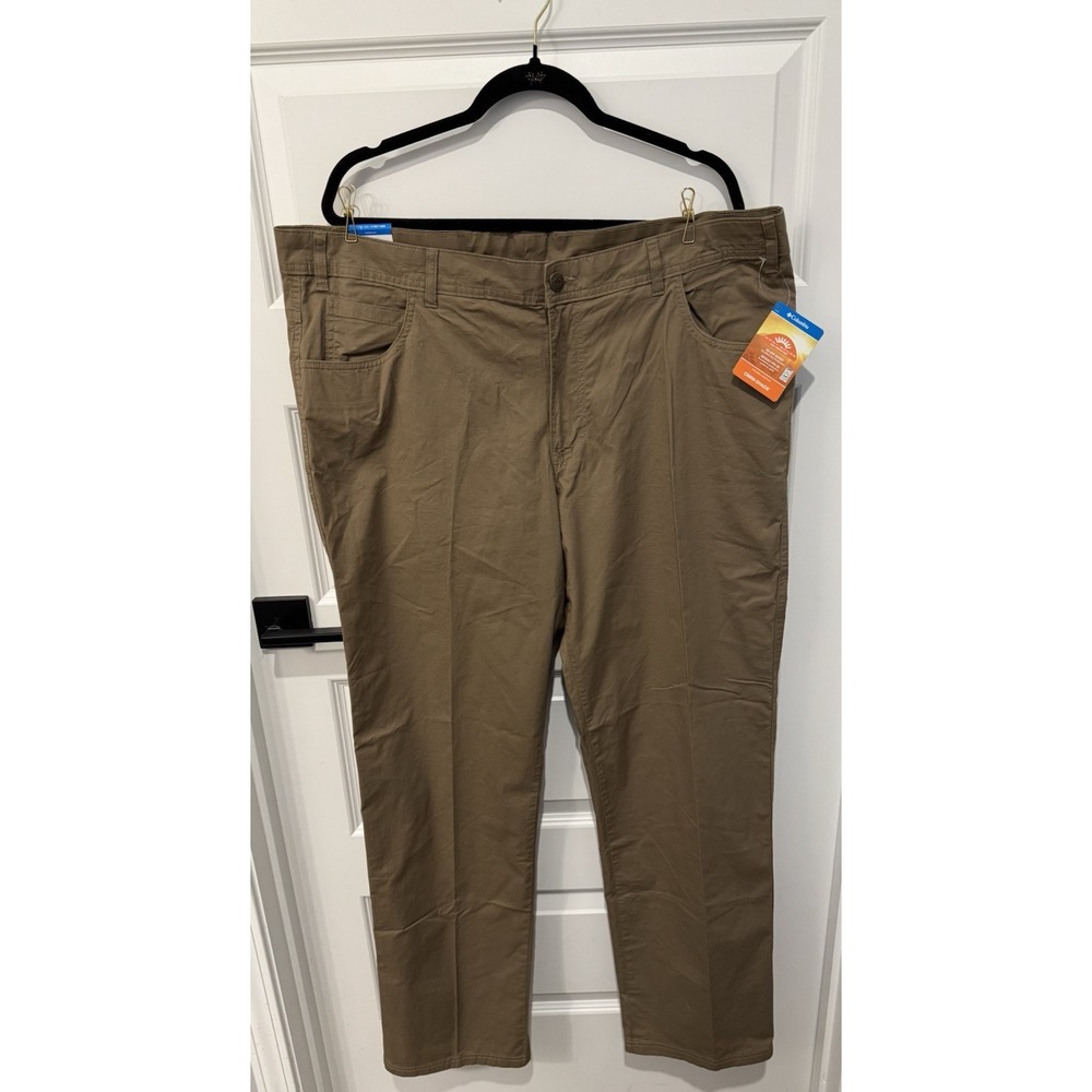 COLUMBIA Men's NEW Brown Chino Pants Regular Fit 42 Straight Leg 5-Pocket - Picture 2 of 4
